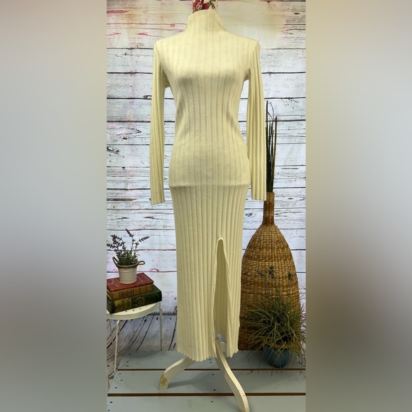 Free People ‘Luna’ Ribbed Dress in Ivory - Picture 2 of 10